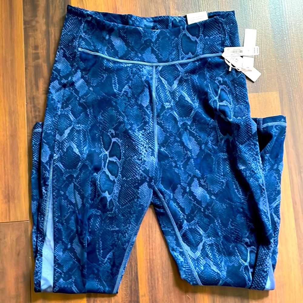 NEW Victorias Secret high rise leggings